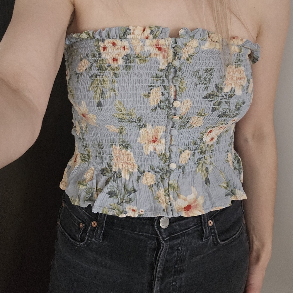 Bundle of 2 summer tank tops